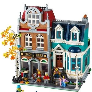 LEGO has revealed the Creator Expert Modular for 2020 as the 10270 Bookshop
